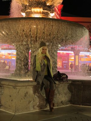 С чувствами сделал кунилингус молоденькой любовнице в красных трусиках после долгой разлуки