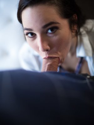 Красивый преподаватель насадил на хуй студентку с большими сиськами