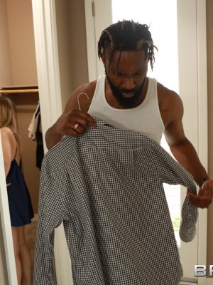 Вас молодых сучек с большими сиськами нужно ебать качественно