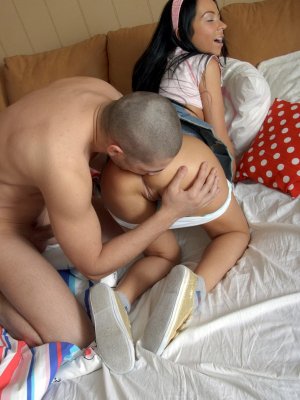 Грубый анал русской студентки с кавказцем