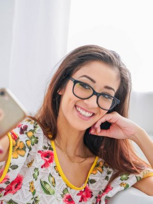 Докажи, что ты хорошая любовница и вылизывай задницу