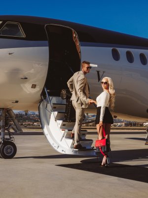 Тот самый первый анальный секс с Эльзой Джин