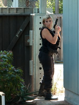 Бандиты трахаются с полицейскими телками