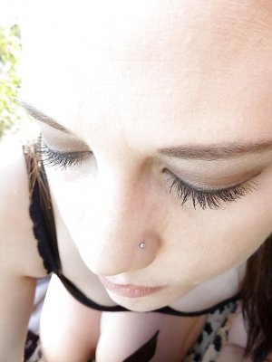 Кончил в рот русской девушки после минета на улице без презерватива